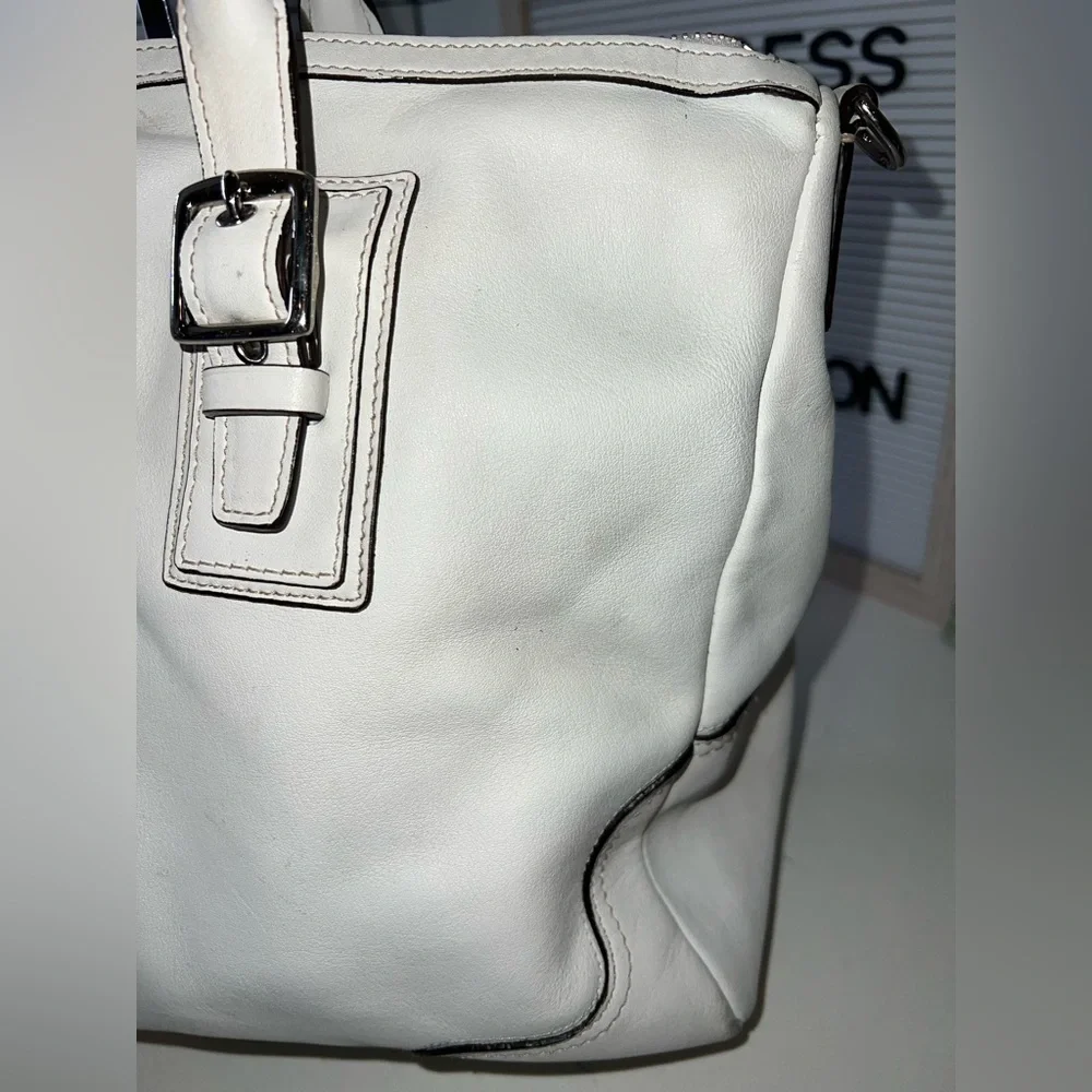 Coach Hampton F13811 | White Leather Satchel Bag | Bag Only | See Photos - Picture 11 of 16